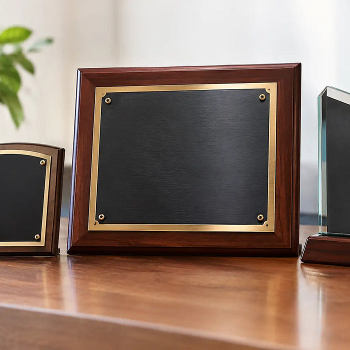 How to Choose the Best Engraved Commemorative Plaques