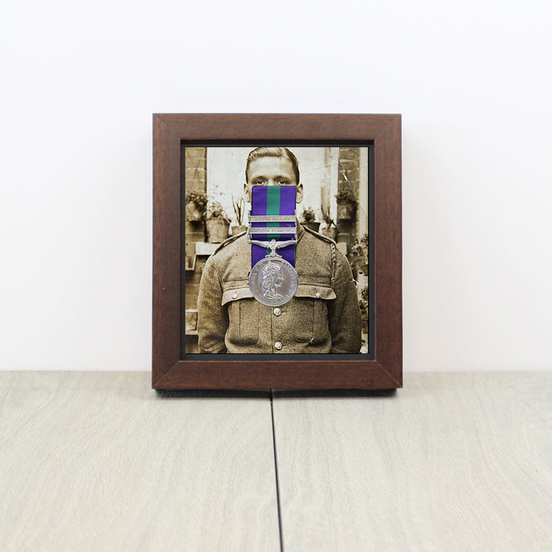 Photo Background Medal Display Case for 1 Mounted Medal