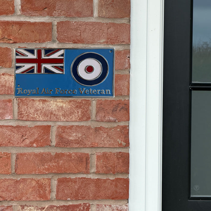 RAF Veteran Plaque – Cast Aluminium Royal Air Force Veteran Wall Plaque (30cm)