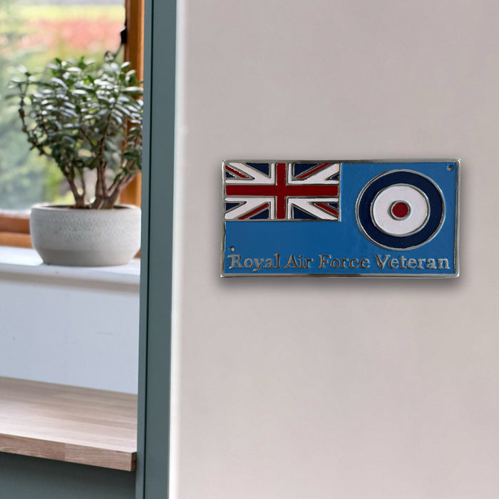 RAF Veteran Plaque – Cast Aluminium Royal Air Force Veteran Wall Plaque (30cm)