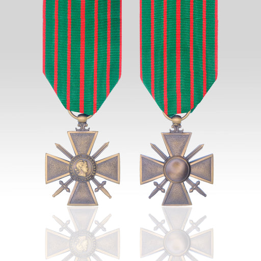 French Croix de Guerre 1914–1918 miniature medal with ribbon