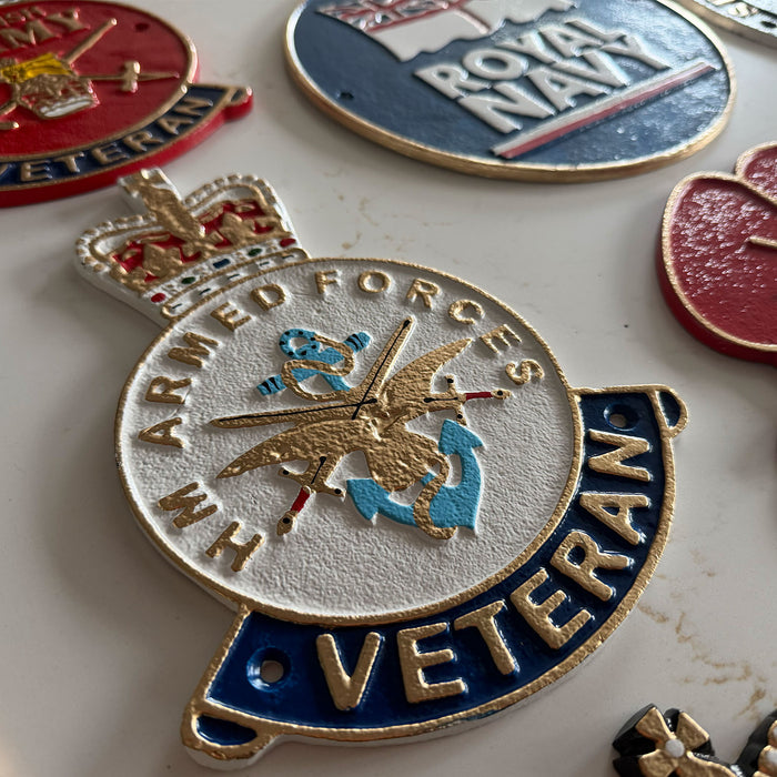 HM Armed Forces Veteran Badge Wall Plaque – Cast Aluminium (Indoor/Outdoor)