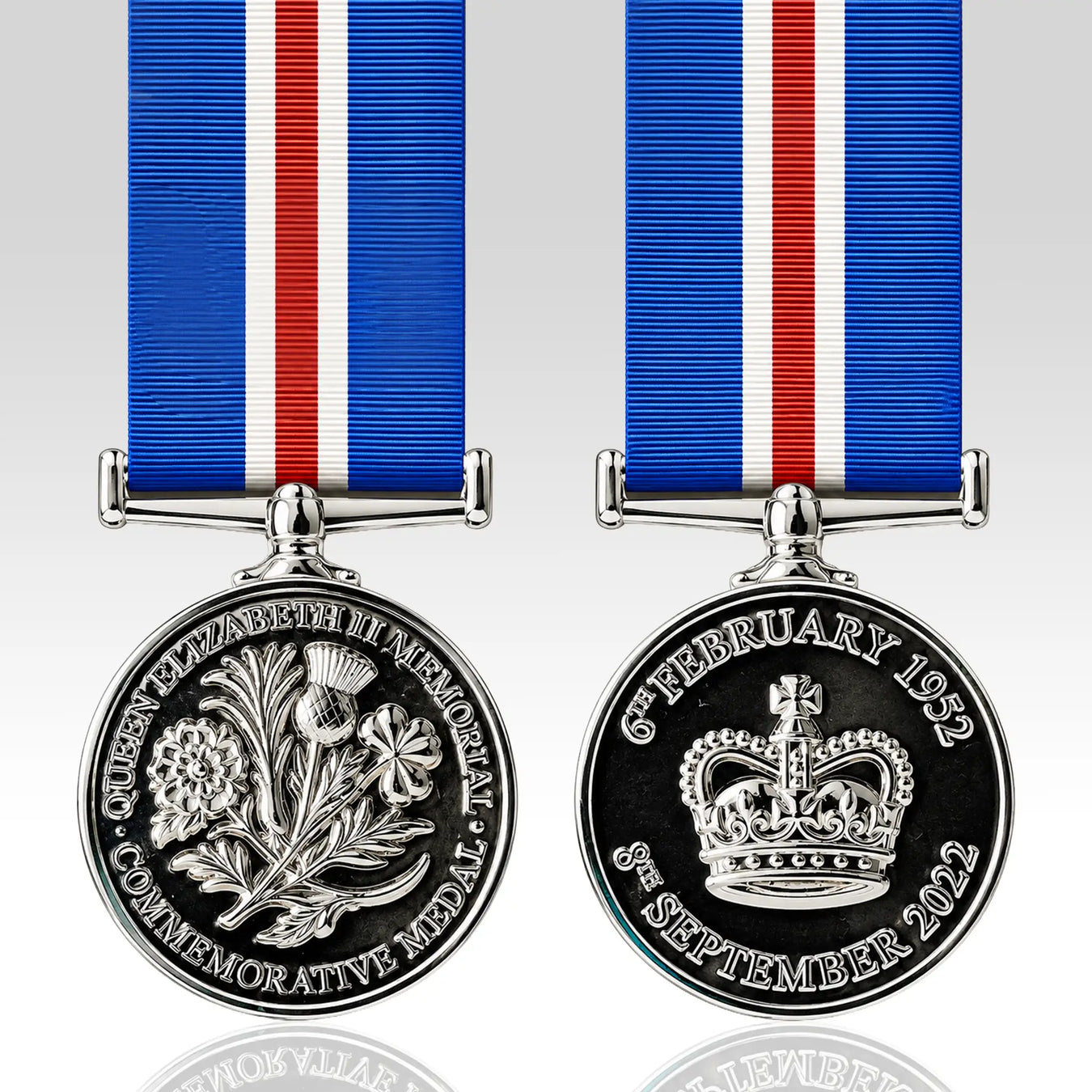 the Queen Elizabeth II Memorial Commemorative Full Size Medal
