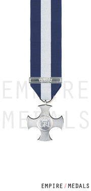 Distinguished-Service-Cross-GVR-Miniature-Medal