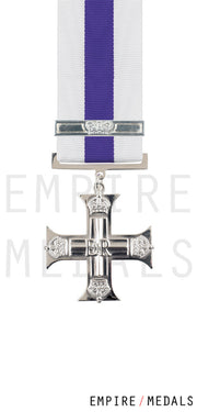Military-Cross-EIIR-Miniature